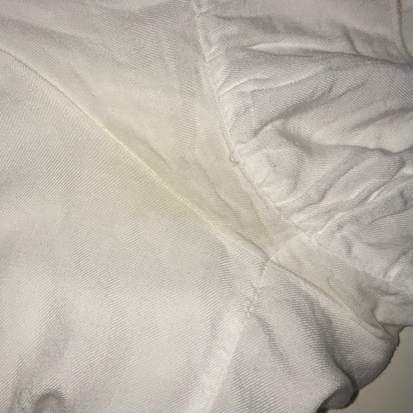 SOLD💁🏼‍♀️🛍 Brandy Melville Off Shoulder - Picture 5 of 5